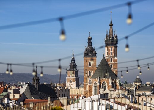 Wiosna, Akademia Muzyczna, widok na Stare Miasto_M6B6817-fot. Ela Marchewka.jpg