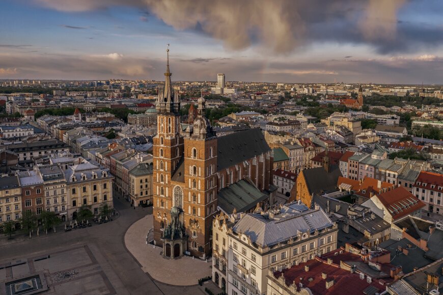 Kościół Mariacki-DJI_0324-fot. Ela Marchewka.jpg