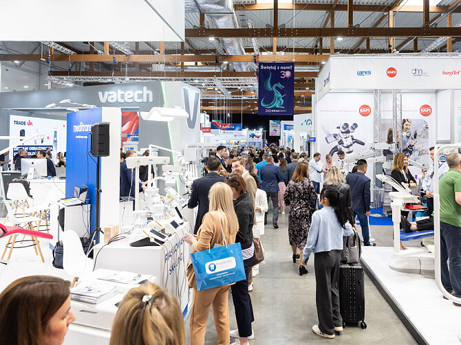 Targi KRAKDENT zwyciezca UFI Marketing Award 2025 (1).jpg